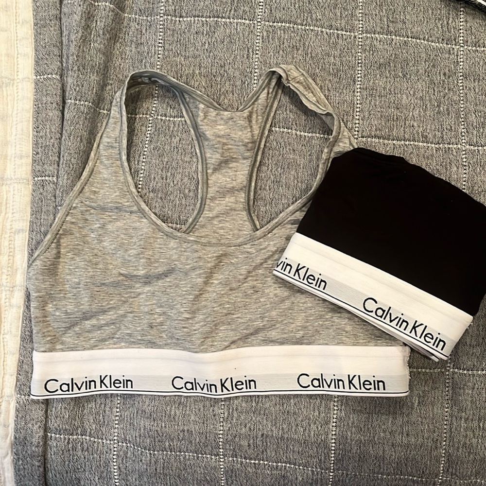 gently worn grey and black calvin klein sports bra size medium